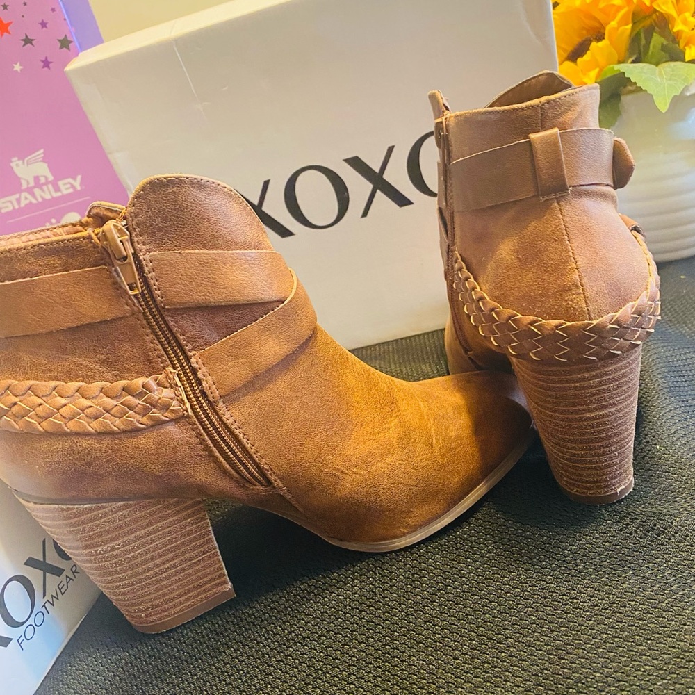 Cute Booties! Need new home.